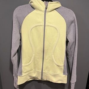 Lululemon scuba hoody size 10